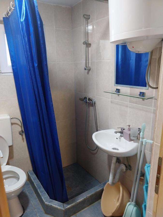 Petkovic Apartmani 1 Tivat Buitenkant foto