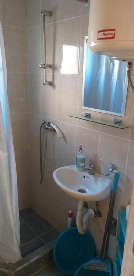 Petkovic Apartmani 1 Tivat Buitenkant foto